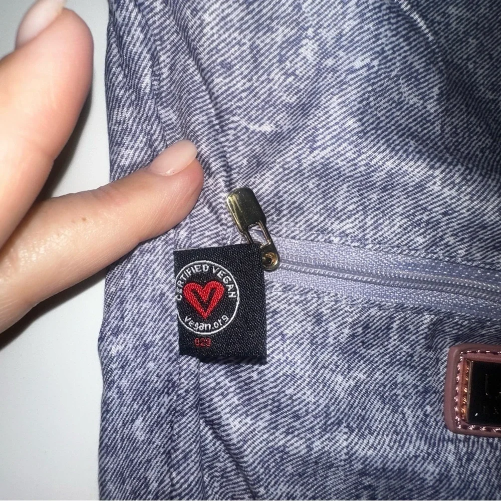 Urban Expressions Pink Laser Cut “Locket” Clutch. New without tags